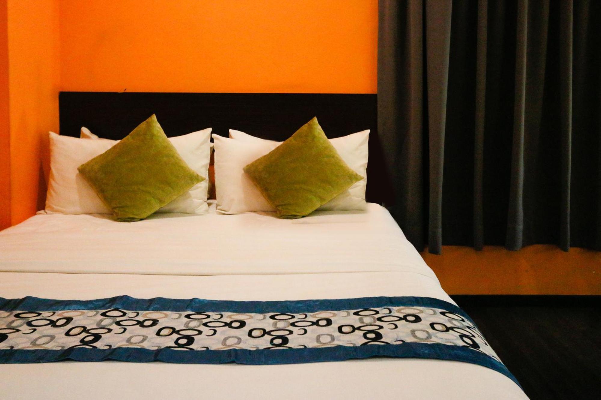 Golden Roof Hotel Ampang Ipoh Kültér fotó
