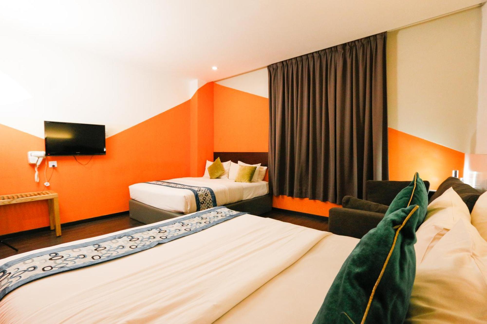 Golden Roof Hotel Ampang Ipoh Kültér fotó