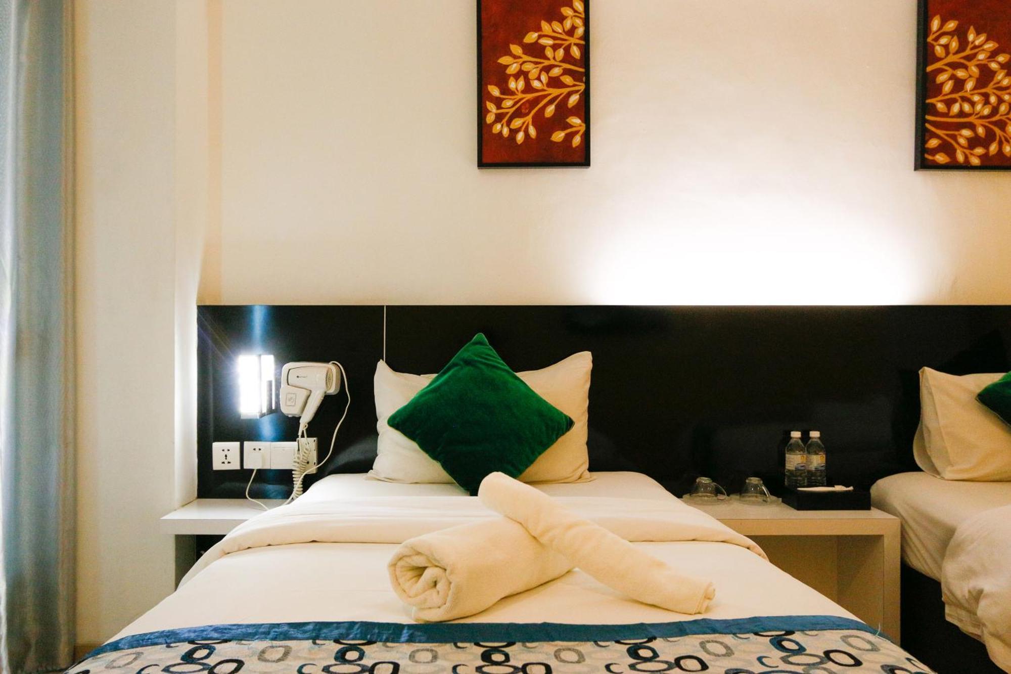 Golden Roof Hotel Ampang Ipoh Kültér fotó