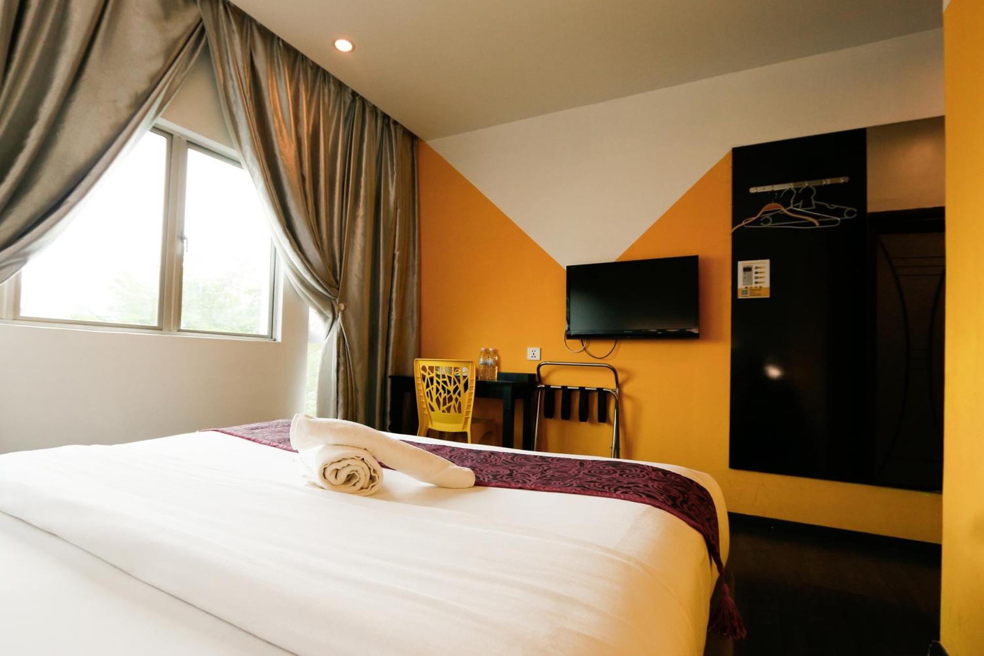 Golden Roof Hotel Ampang Ipoh Kültér fotó
