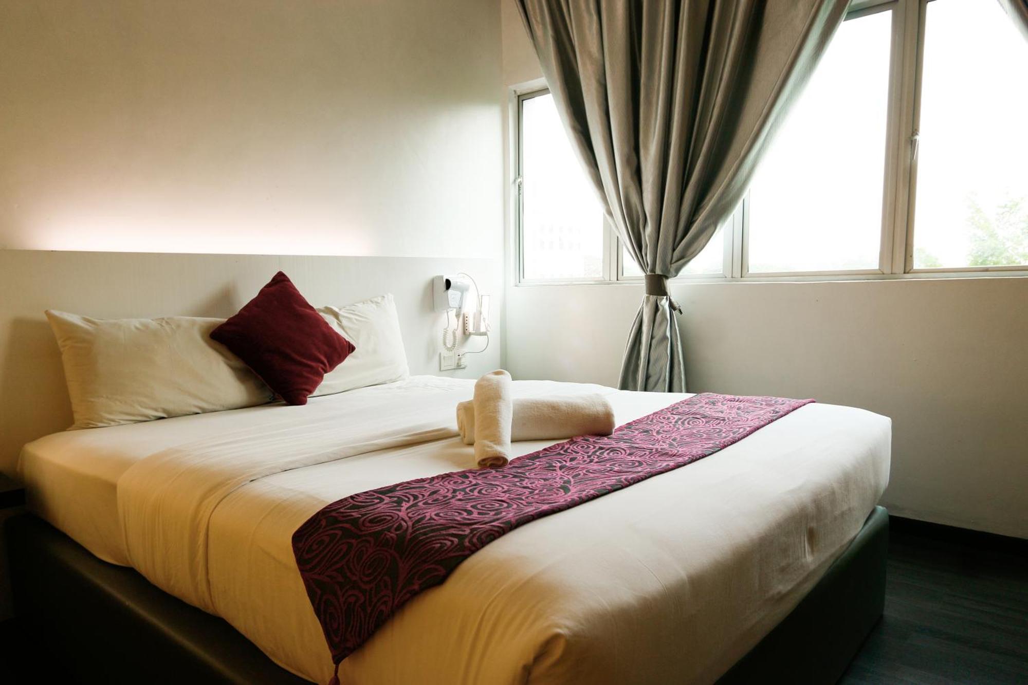 Golden Roof Hotel Ampang Ipoh Kültér fotó